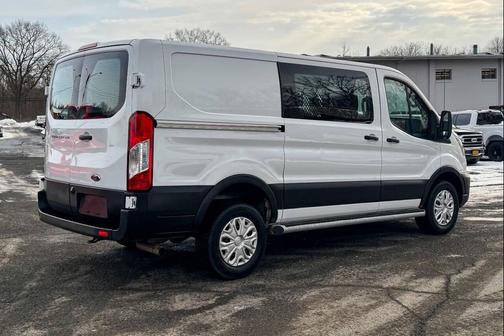 2024 Ford Transit-250 Base