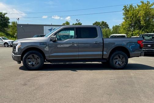 2025 Ford F-150 Lightning LARIAT