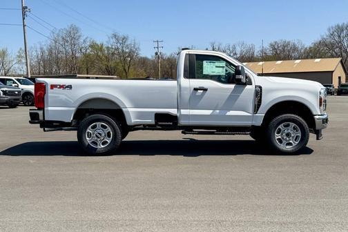 2025 Ford F-350 XLT