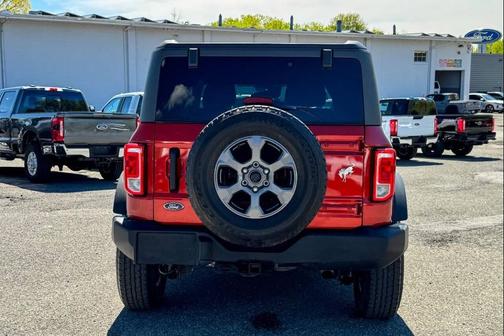 Hot Pepper Red Metallic Tinted Clearcoat 2022 Ford Bronco Big Bend