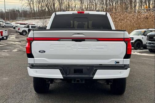 2024 Ford F-150 Lightning LARIAT