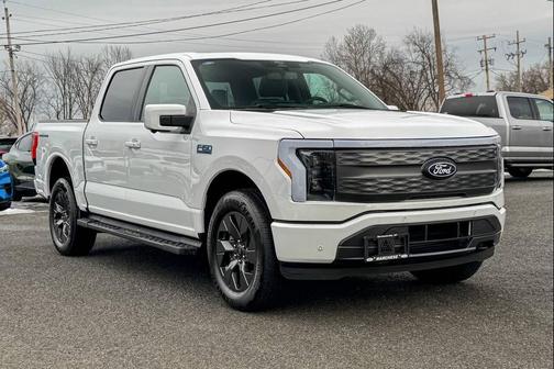 2024 Ford F-150 Lightning LARIAT