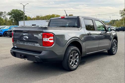 2024 Ford Maverick XLT