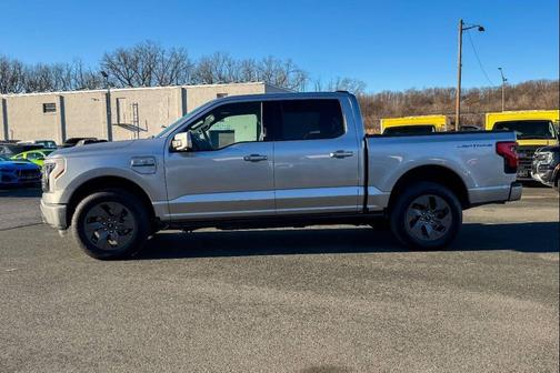 2023 Ford F-150 Lightning LARIAT