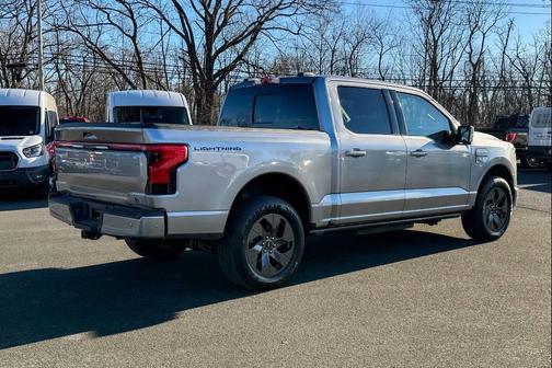 2023 Ford F-150 Lightning LARIAT