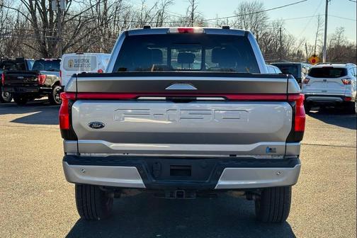 2023 Ford F-150 Lightning LARIAT