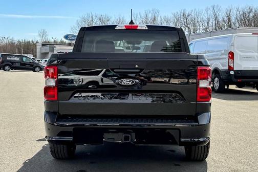 2025 Ford Maverick Lobo Standard
