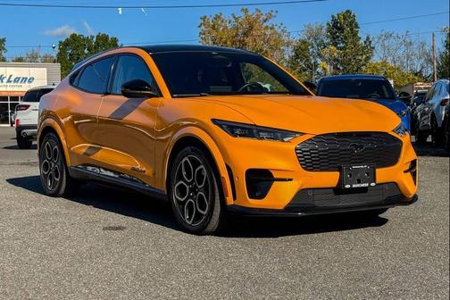 2022 Ford Mustang Mach-E GT