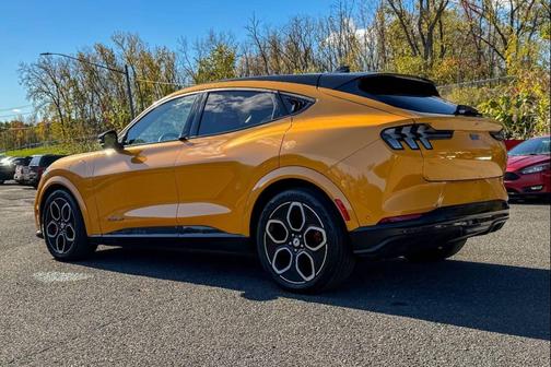 2022 Ford Mustang Mach-E GT
