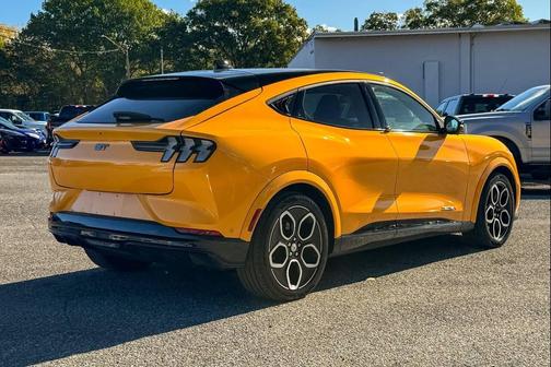 2022 Ford Mustang Mach-E GT