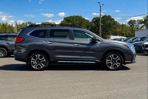 2024 Subaru Ascent Touring 7-Passenger