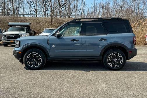 Azure Gray Metallic Tri-Coat 2026 Ford Bronco Sport Outer Banks