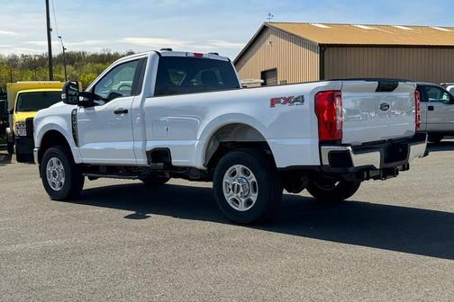 2025 Ford F-350 XLT