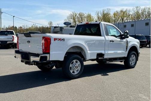 2025 Ford F-350 XLT