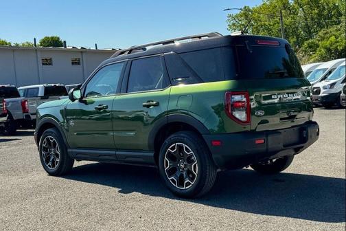 Eruption Green Metallic 2025 Ford Bronco Sport Outer Banks