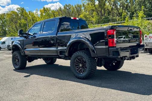 2025 Ford F-250 XLT