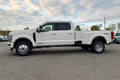 2026 Ford F-450 Platinum