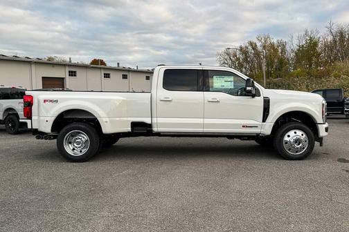 2026 Ford F-450 Platinum