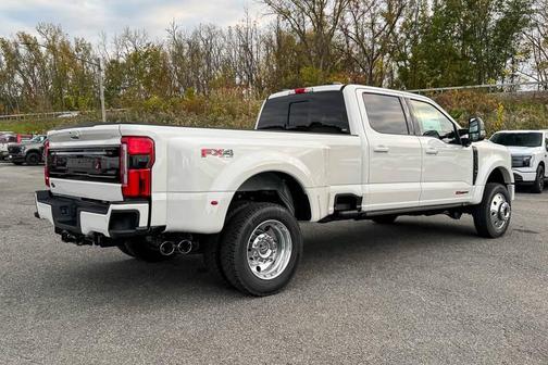 2026 Ford F-450 Platinum