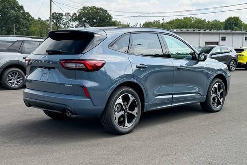 2025 Ford Escape ST-Line Elite
