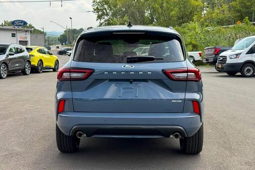 2025 Ford Escape ST-Line Elite