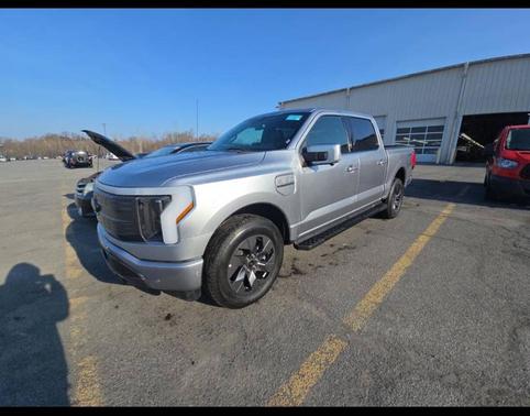 Iconic Silver Metallic 2022 Ford F-150 Lightning LARIAT