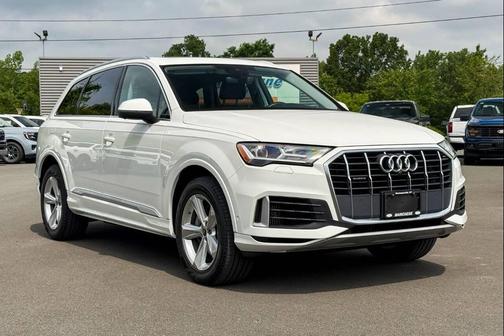 2022 Audi Q7 55 Premium