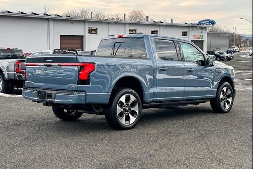 2023 Ford F-150 Lightning Platinum