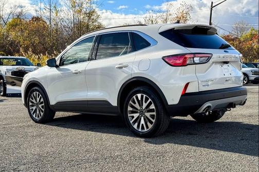 2020 Ford Escape Titanium
