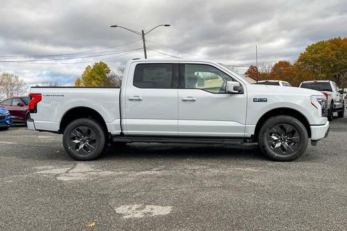 2025 Ford F-150 Lightning LARIAT