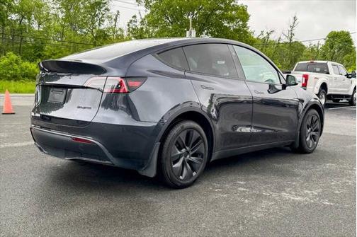 2025 Tesla Model Y Long Range Dual Motor All-Wheel Drive