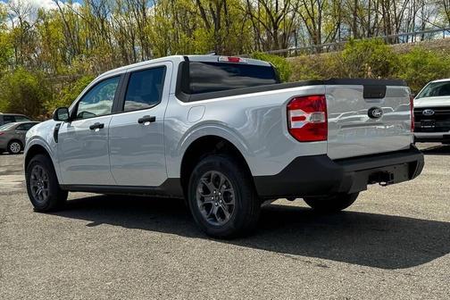 Space White Metallic 2026 Ford Maverick XLT