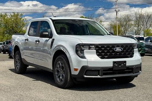 Space White Metallic 2026 Ford Maverick XLT