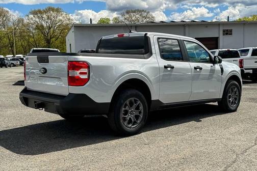 Space White Metallic 2026 Ford Maverick XLT