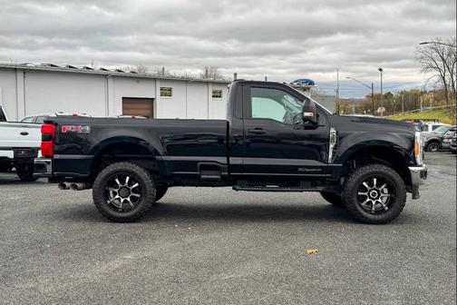 2023 Ford F-350 XLT