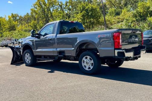 2025 Ford F-350 XLT
