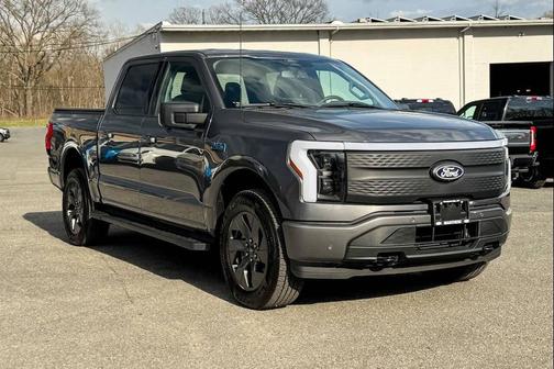 Carbonized Gray Metallic 2024 Ford F-150 Lightning Flash