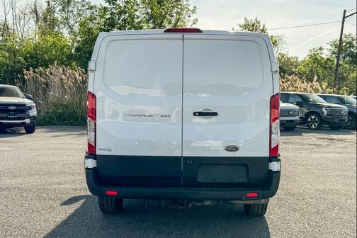 Oxford White 2021 Ford Transit-250 Base