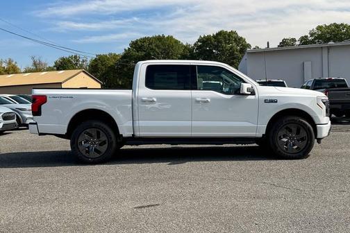 2025 Ford F-150 Lightning LARIAT