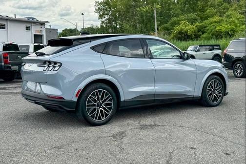 Glacier Gray Metallic TriCoat 2025 Ford Mustang Mach-E Premium