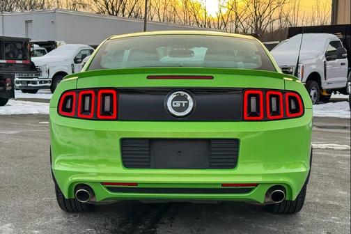 2013 Ford Mustang GT Premium