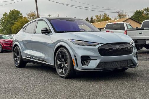 2025 Ford Mustang Mach-E GT