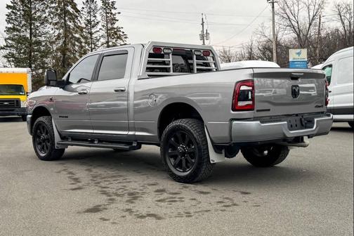 2023 RAM 3500 Big Horn Crew Cab 4x4 6'4' Box