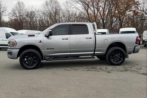 2023 RAM 3500 Big Horn Crew Cab 4x4 6'4' Box