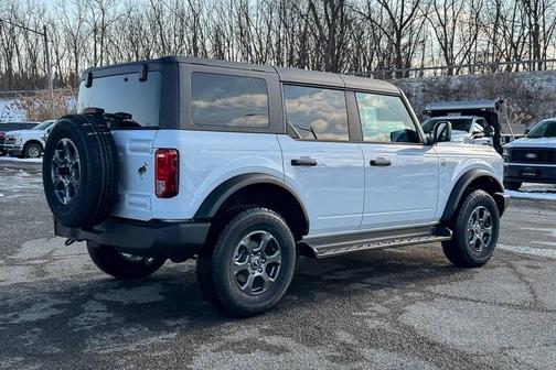Oxford White 2026 Ford Bronco Big Bend
