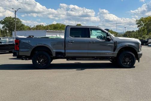 2026 Ford F-350 XLT