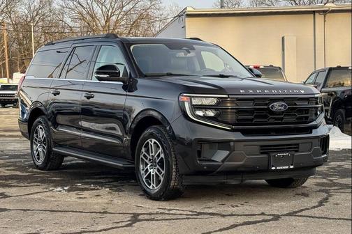 2025 Ford Expedition Max Active 4x4