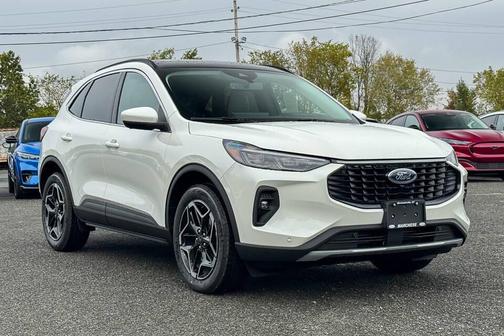 2025 Ford Escape Platinum