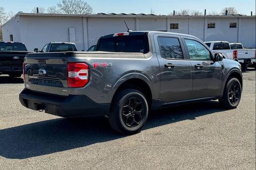 Carbonized Gray Metallic 2023 Ford Maverick XLT