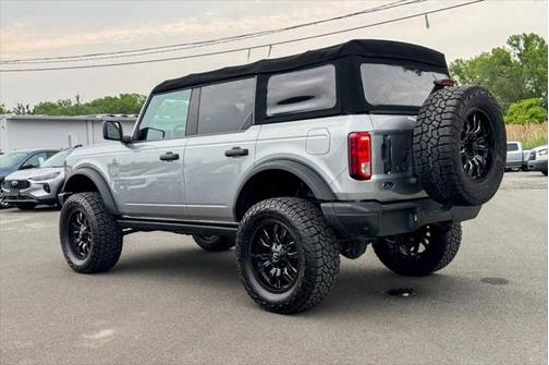 2022 Ford Bronco Black Diamond